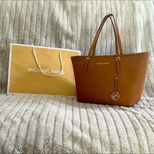 Michael Kors Brown saffiano leather bag Small